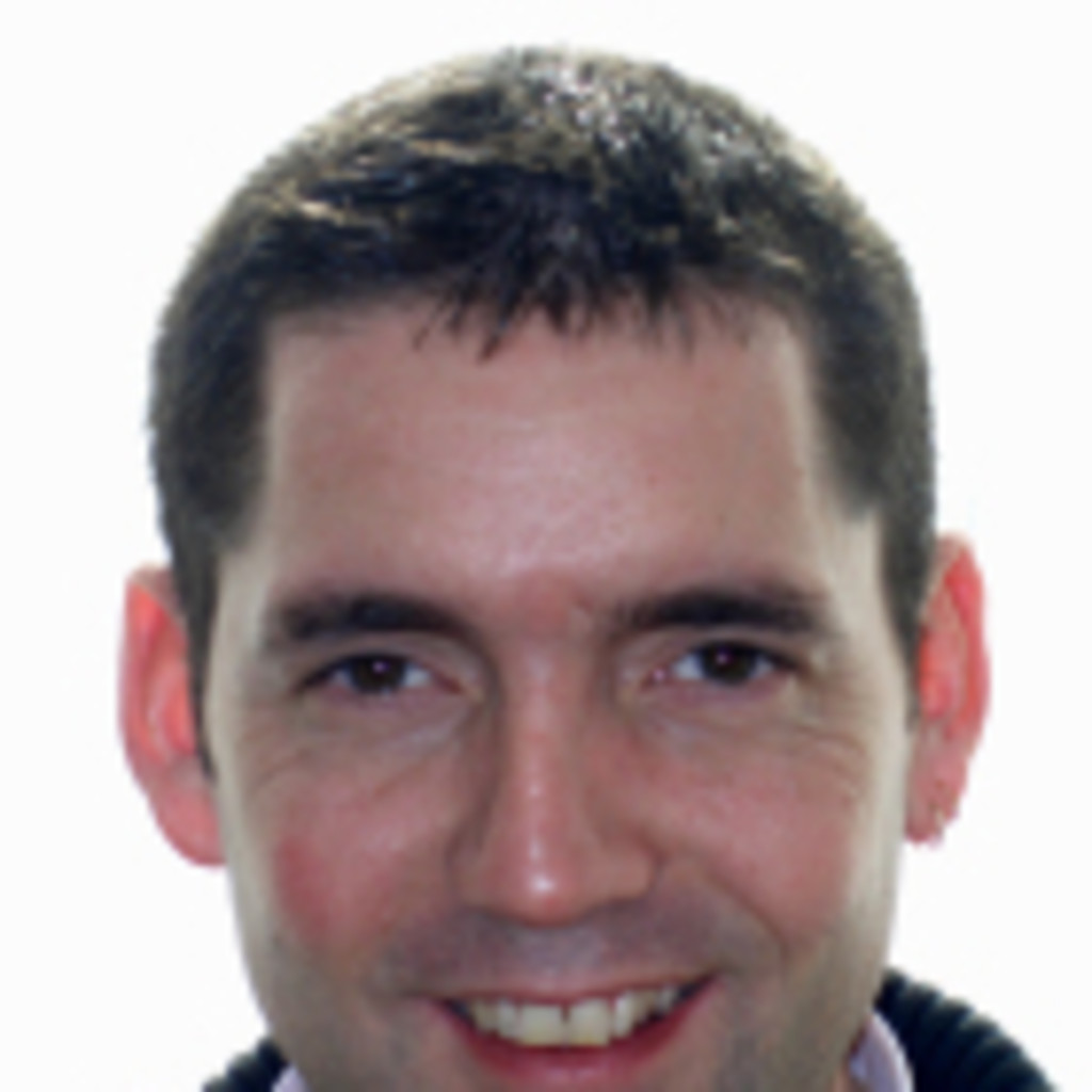 Thomas Hug Fahrzeugexperte Helvetia Versicherungen XING