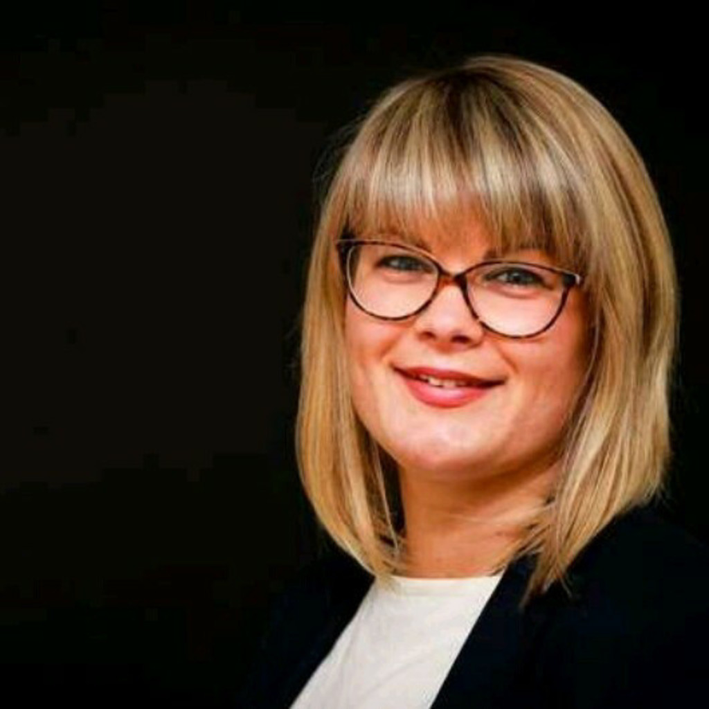 Nadine Diekmann Leiter Logistik Felsch Spritzguss Gmbh Xing