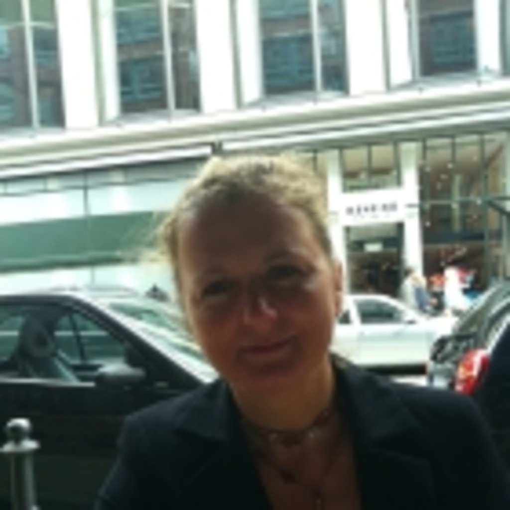 Regina Lange Private Banking Beraterin Commerzbank AG XING