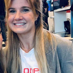 Elena Günther