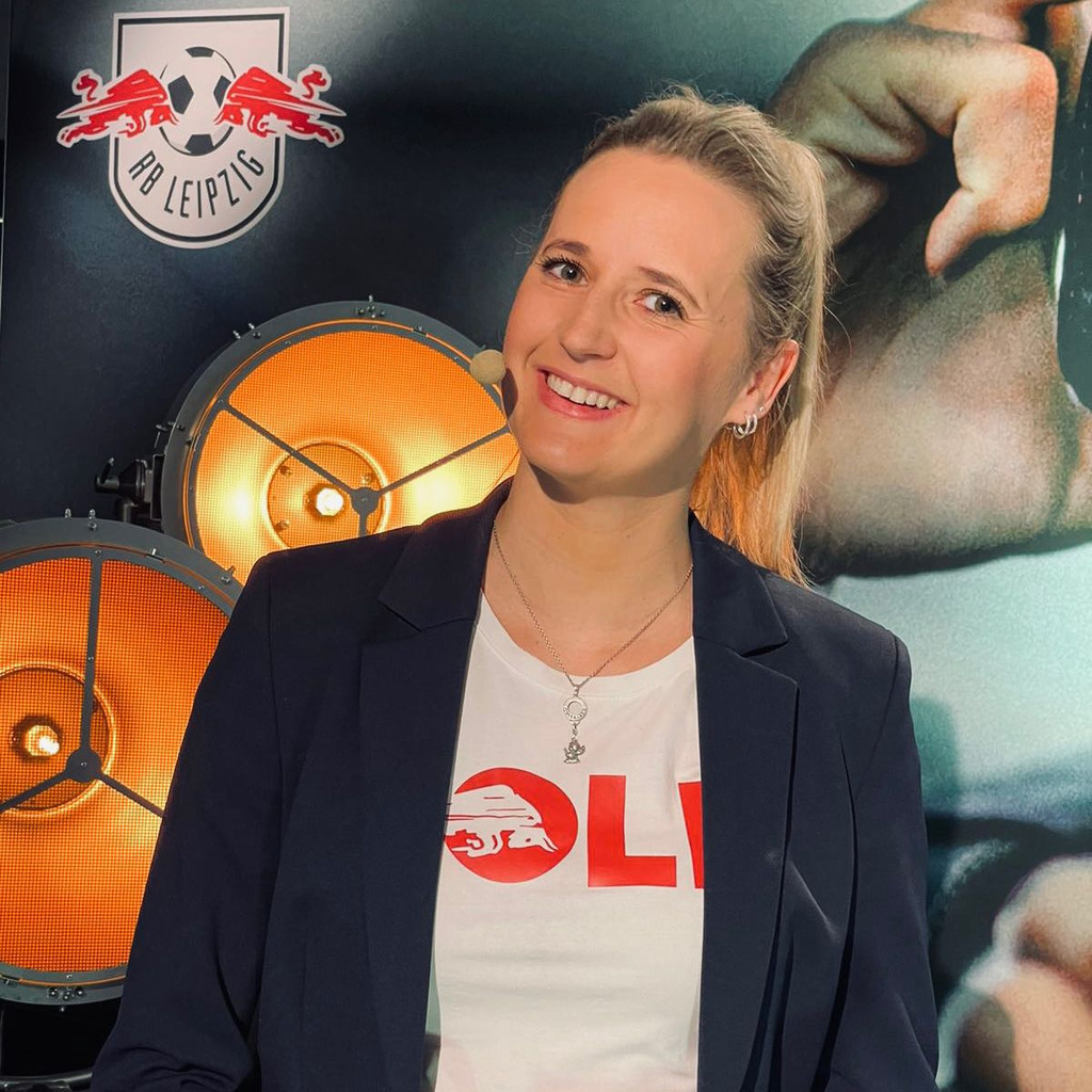 Jessica Graf - Partnership Manager - RasenBallsport ...