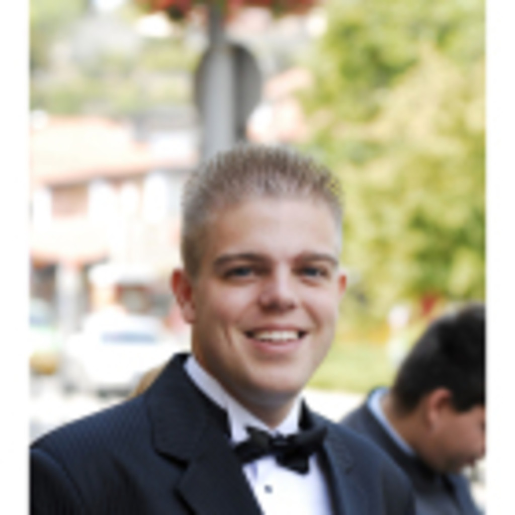 Krisztián Barta Sales Manager; Roxy Rádió kft. Telefon +3630