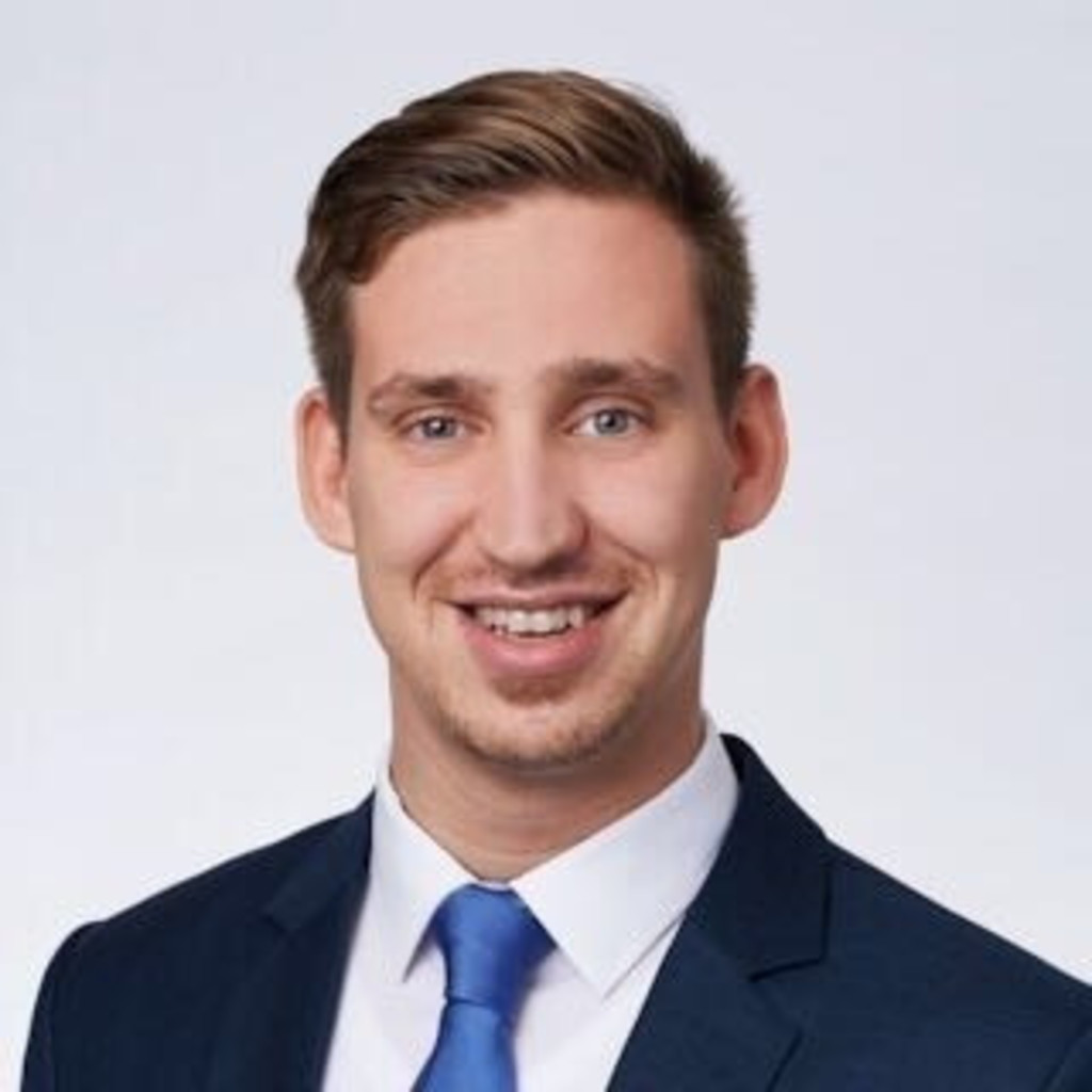 Francesco Gallello Versicherungs und Allianz