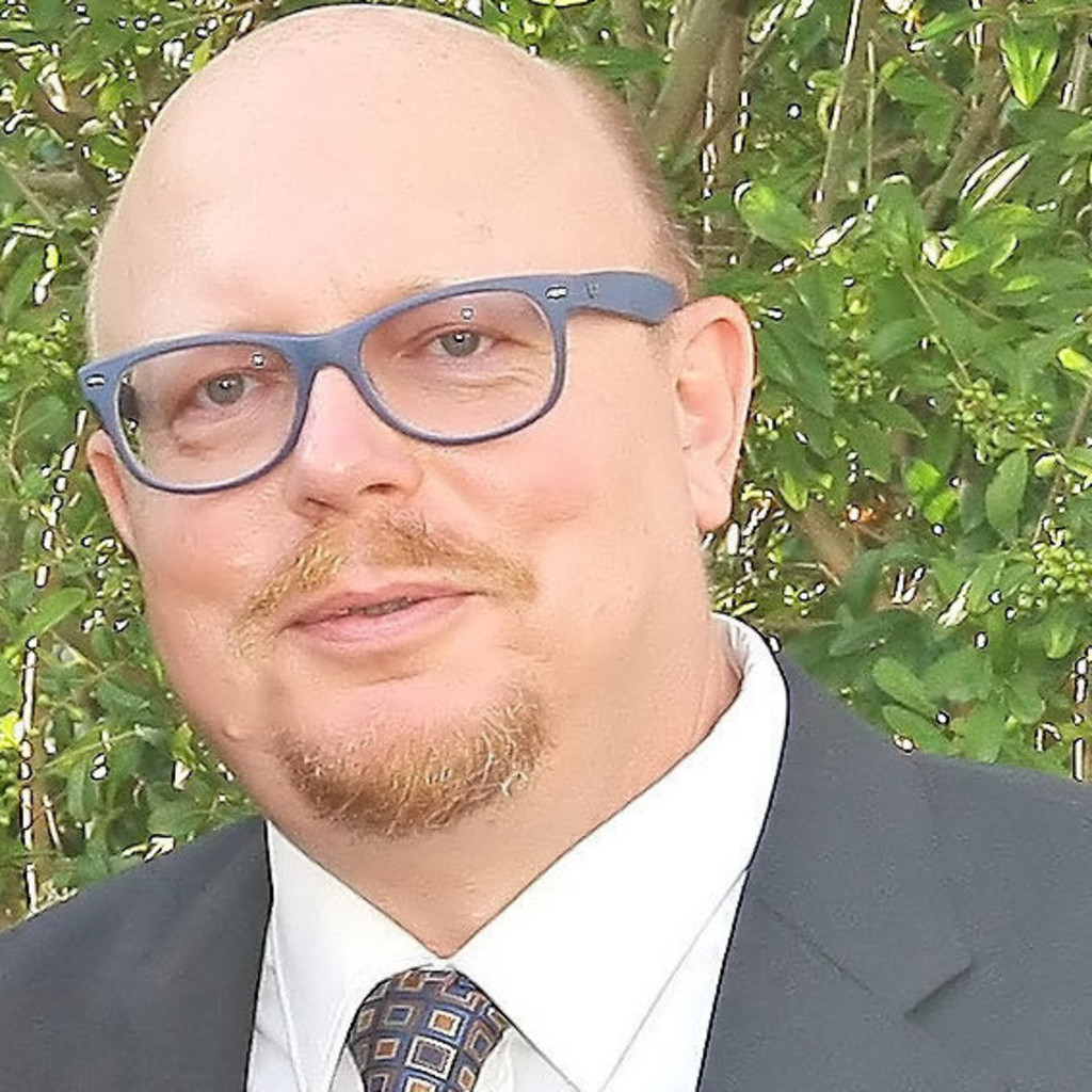 Manfred Nowak Key Account Manager OnTec XING