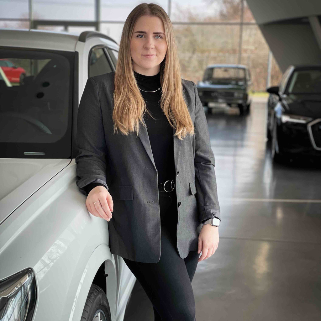 Lisa Köhncke Marketingreferentin Autohaus XING