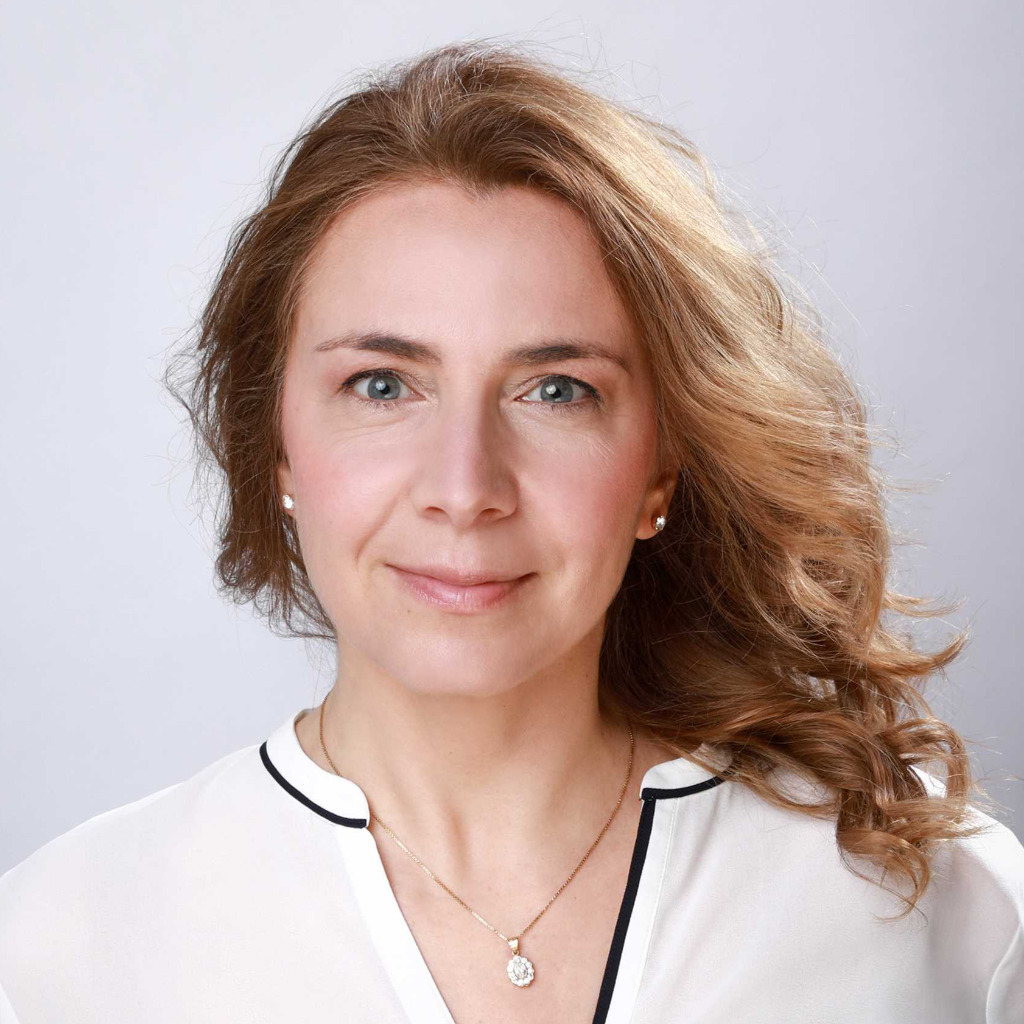 Valentina Simeonova Kulturmanagement Universität Zürich XING