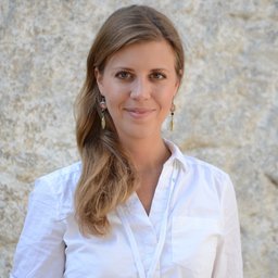 Dr. Claudia Ruscher