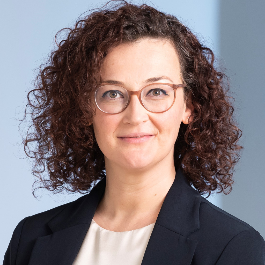 Sanja Basic - Leiterin Stab Retail Banking & Capital Markets - Swiss ...