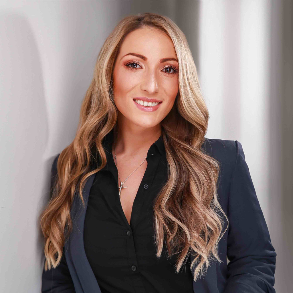 Bernat in der Personensuche von Das Telefonbuch