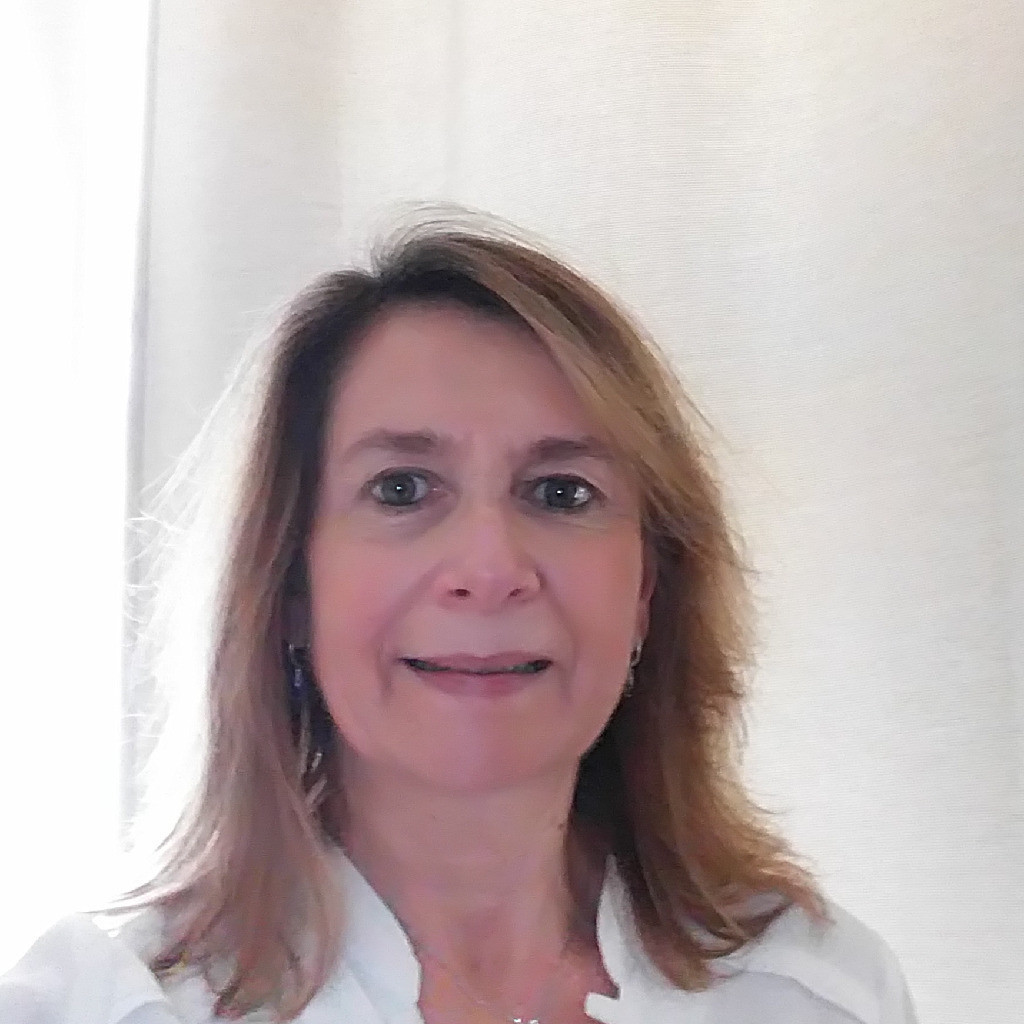 Karen Ticozzi - Director Multichannel Strategy Europe ...