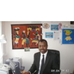 Dr. Med. Charles Senessie