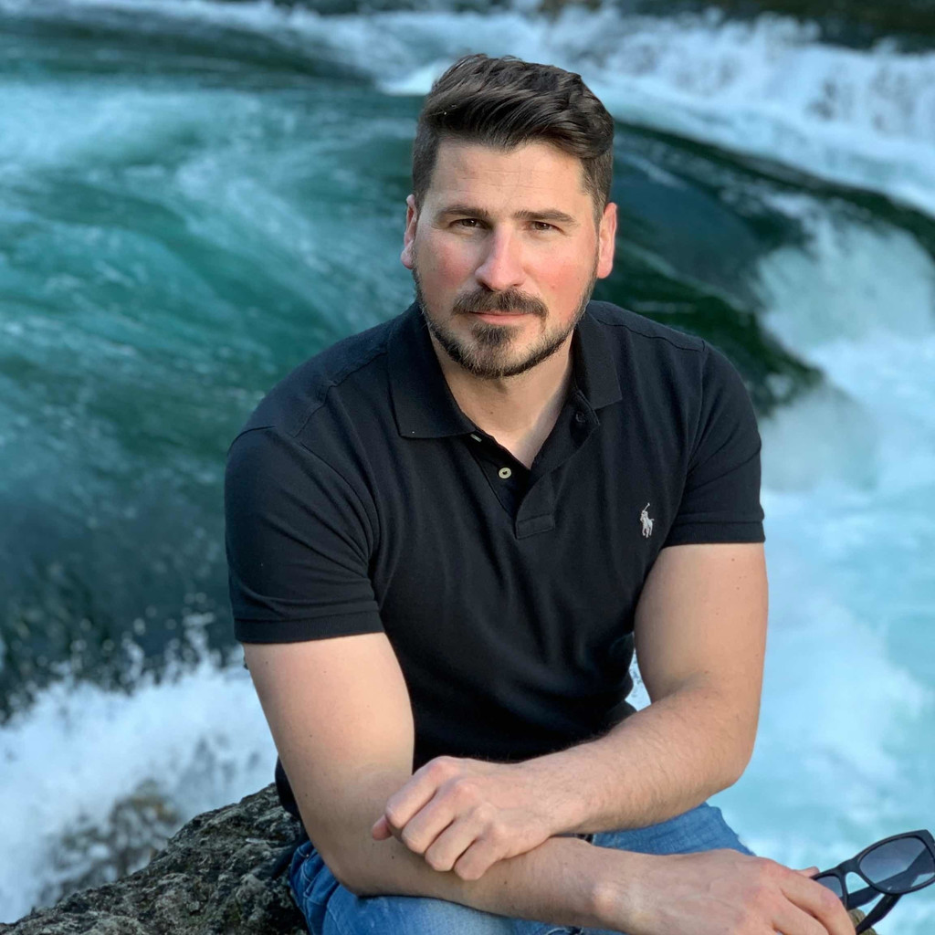 Elvedin Karic Sachverständiger für KfzSchäden KfzGut8er München