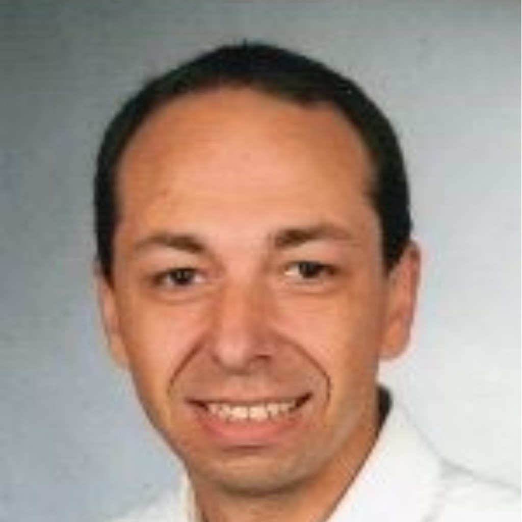 Dipl.Ing. Helmut Maier Manager SWEngineering GE Healthcare XING