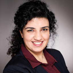 Nadia Khaveh