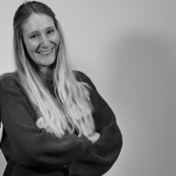 Julia Stützle