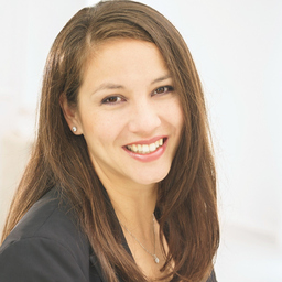 Claudia Lamp