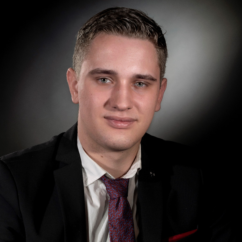 NICOLAS GILBERT Corporate Finance EDHEC Business School XING