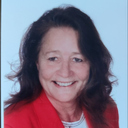 Yvonne Kron