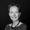 Dr. Kirsten Hüttner
