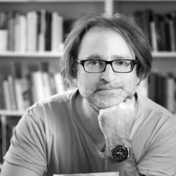 Prof. Dr. Marc Weinhardt