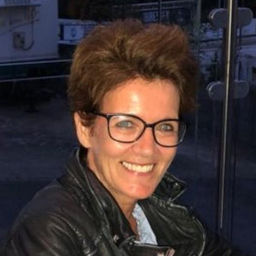 Claudia Schäfer