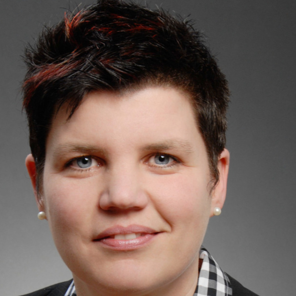 Michaela Beck Gebietsverkaufsleiterin LAMILUX Heinrich Strunz