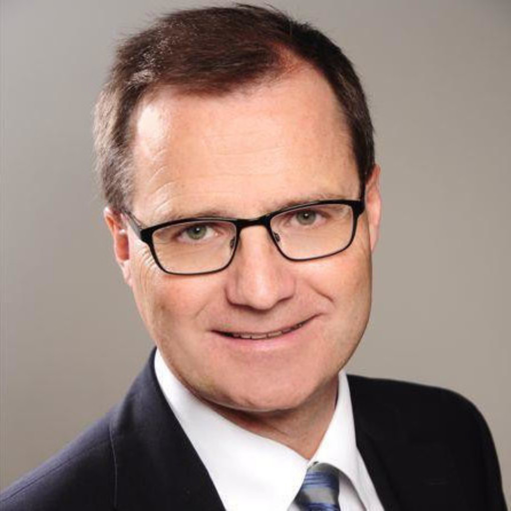 Dr. Nikolaus Eberhardt Director Organisation and Process Management