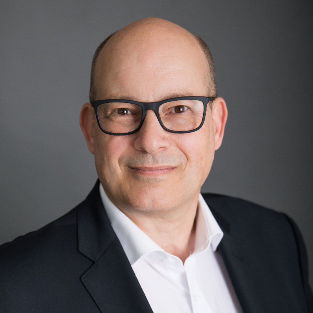 Rolf Schuster in der Personensuche von Das Telefonbuch