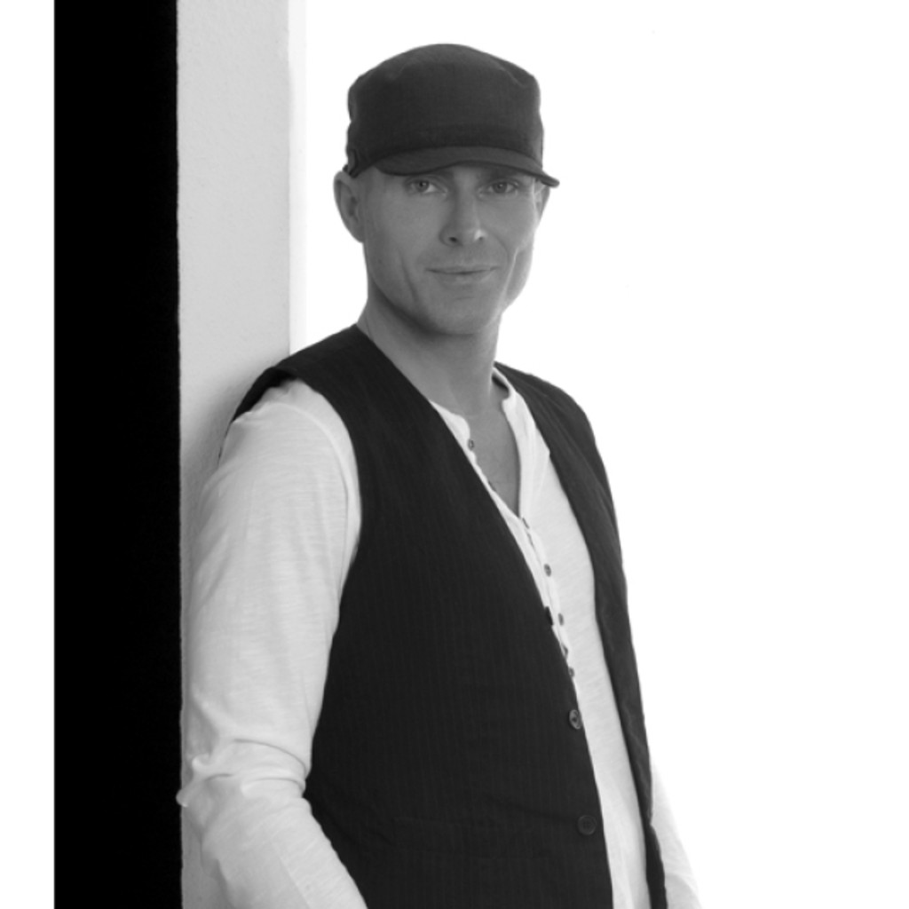 Henrik Jensen designer KB XING