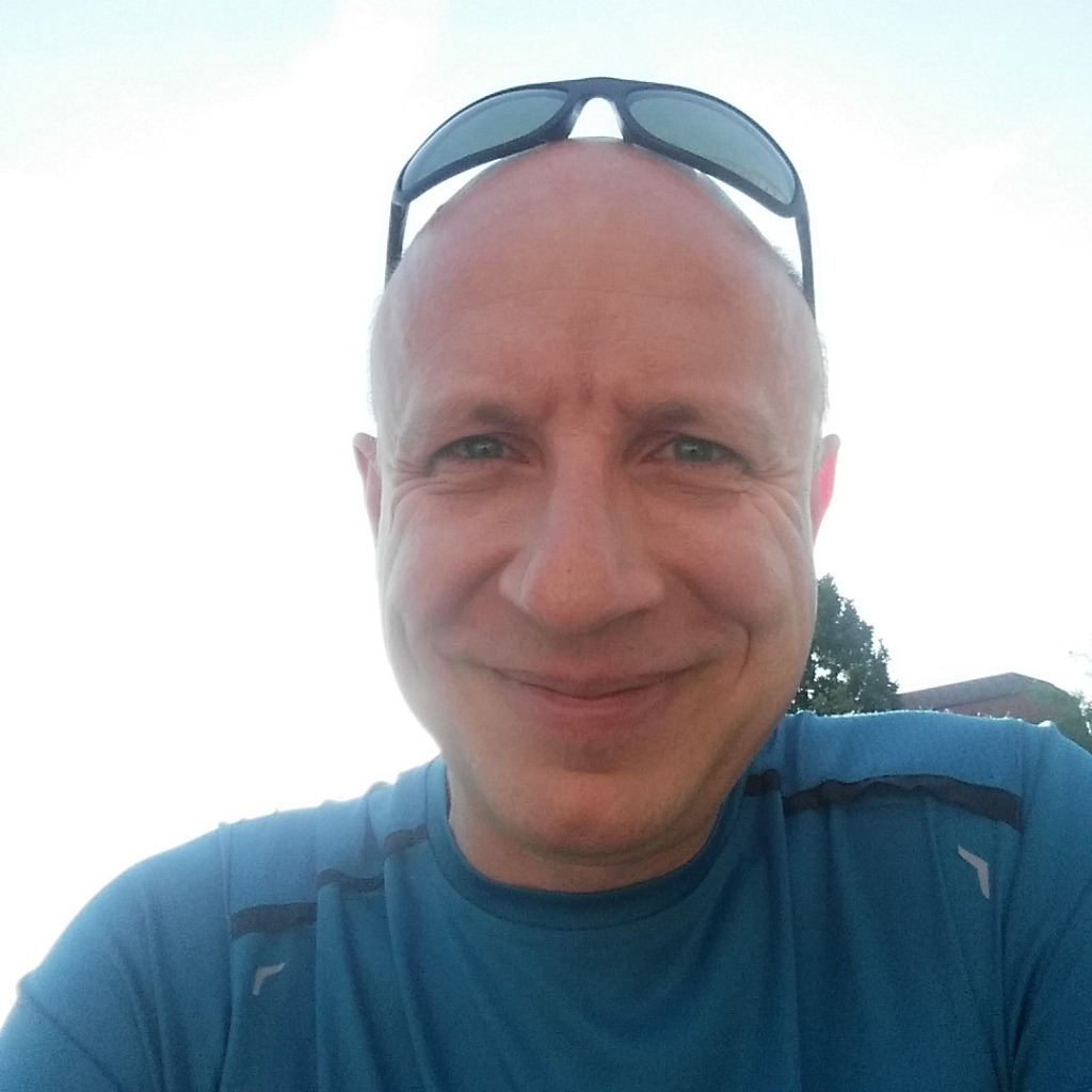 Alexander Graf ___ ___ XING