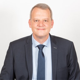 Dr. Florian Kolb