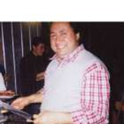 Juan Carlos Flores Aqueveque