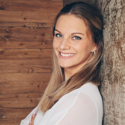 Nadine Hildebrandt 