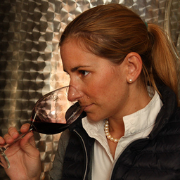 Stefanie Herbst