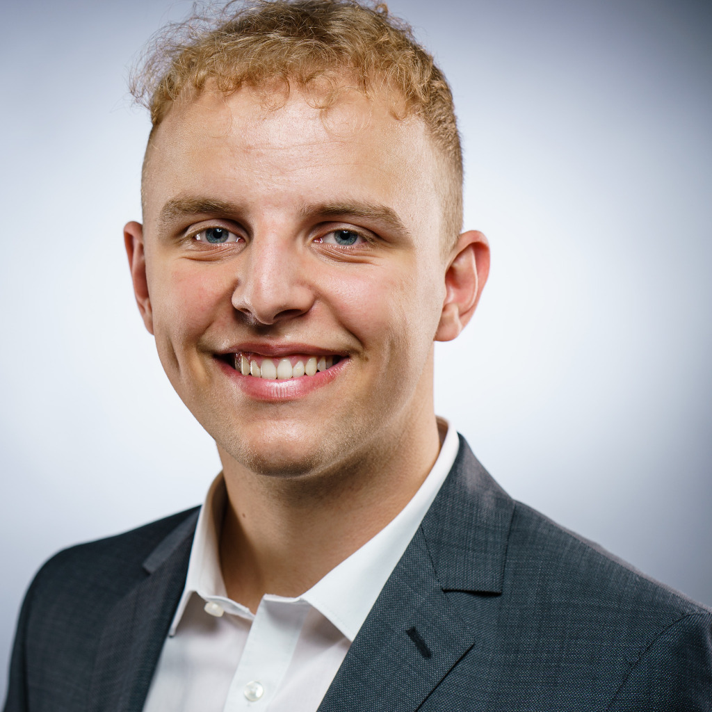 Leo Neumann Duales Studium BWLIndustrie Duale Hochschule Baden