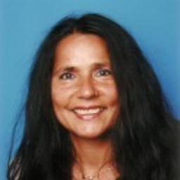 Zainab Khalil Abadi