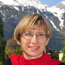 Dr. Joanna Chimiak-Opoka