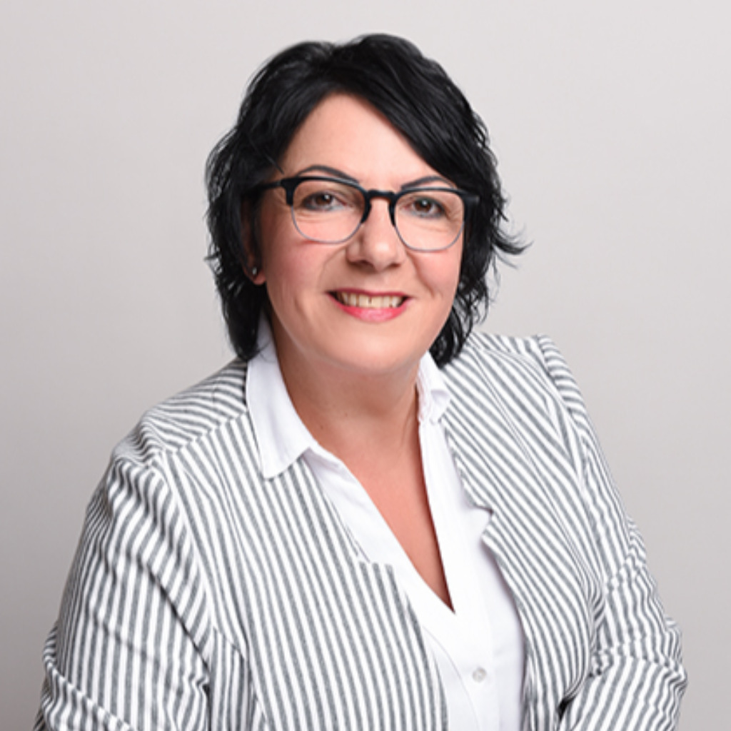 Carmen Stötzer Baufinanzierungsexpertin STÖTZER & TEAM XING