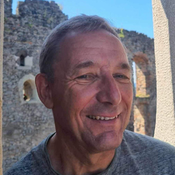 Ralf Schneider