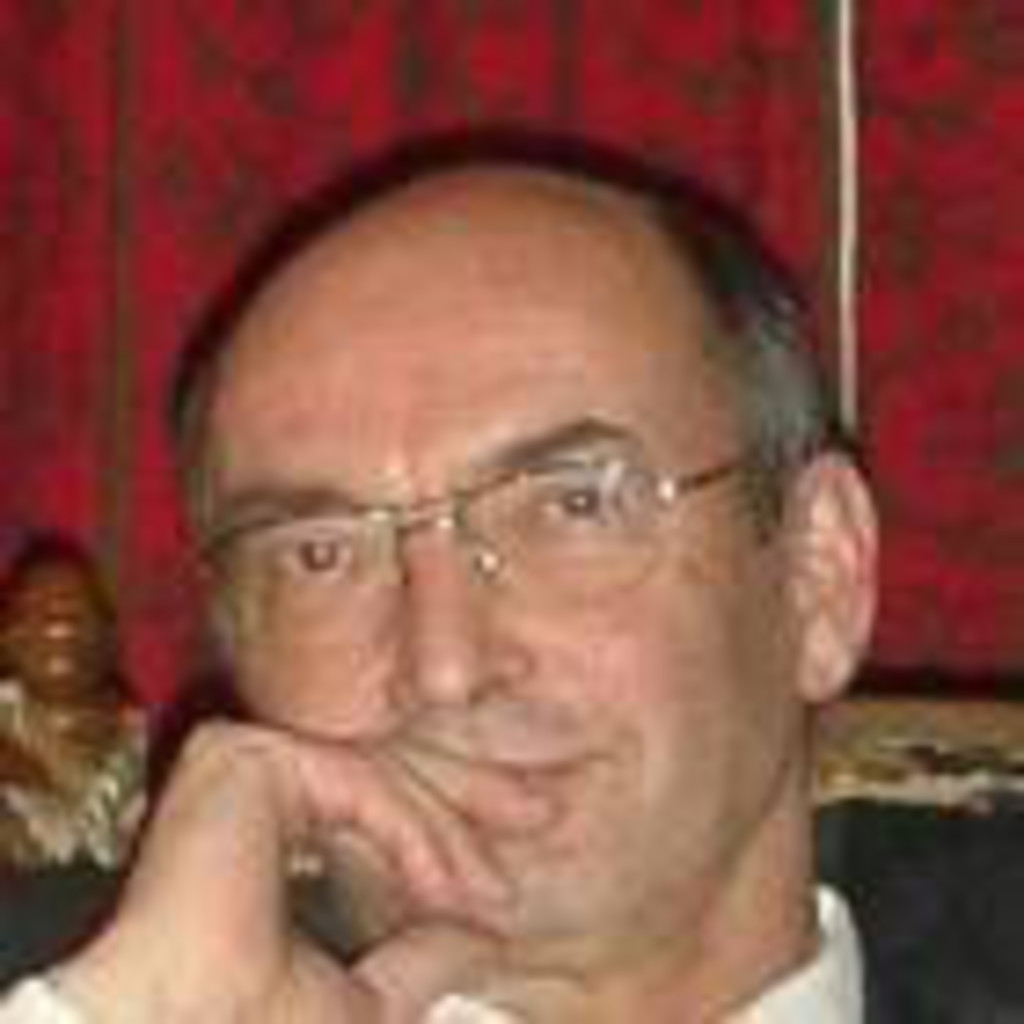 Dr. Christoph Fuchs Teacher, Coach Mathematical Solutions XING