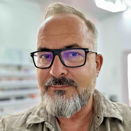 Volker Molnar