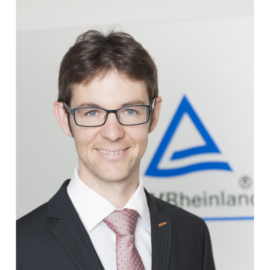 Dr. Jan Schumacher Produktmanager Funktionale Sicherheit Ventile