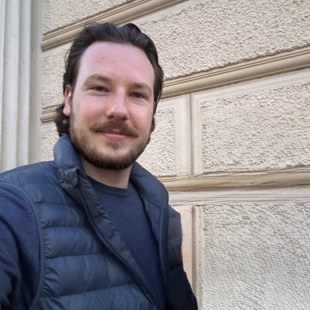 Patric S. Müller Geschäftsführender Gesellschafter SOLVENTA GmbH XING