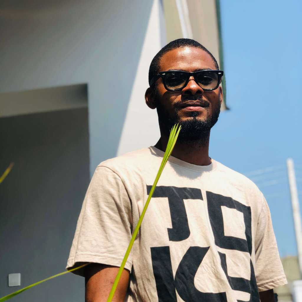 PAUL Braimoh Retail Salesperson A & B frozen food ventures XING