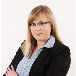 Nadine Busch