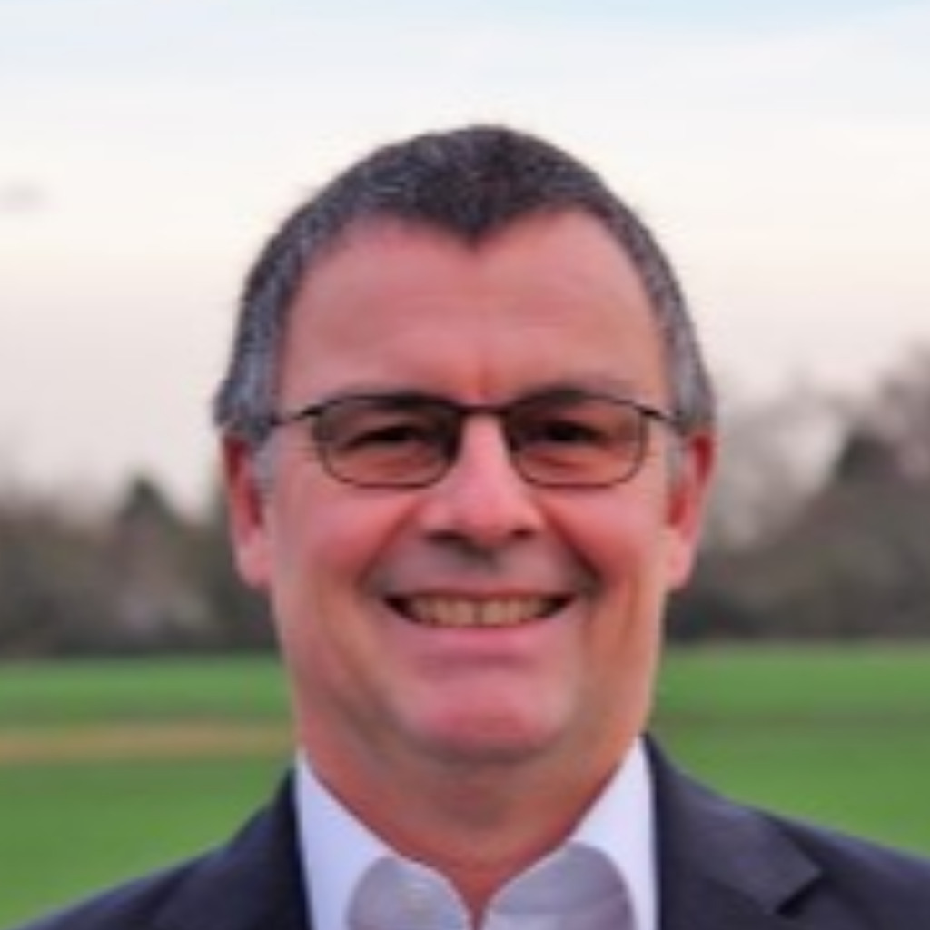 Dirk Sauer Solution Engineering Manager Amadeus Leisure IT GmbH XING