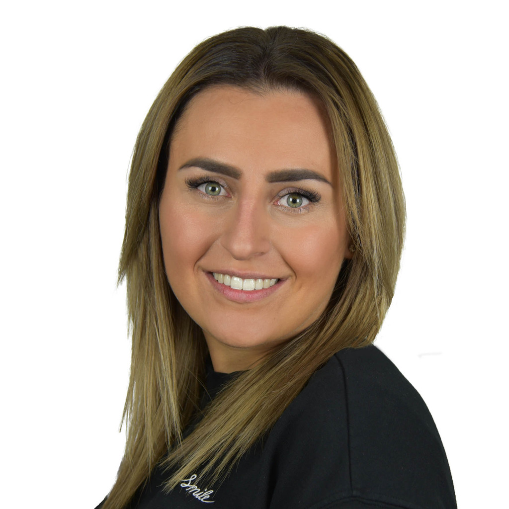 Irma Arslanovic Teamleiterin Finanz und Rechnungswesen alpha