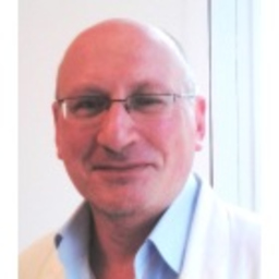 Dr. Matthias Robert