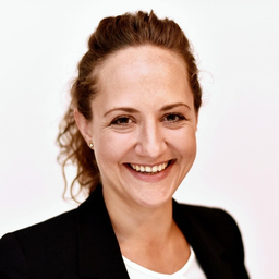 Dr. Clara Zoe Wende