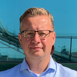 Dr. Tomasz Kupka